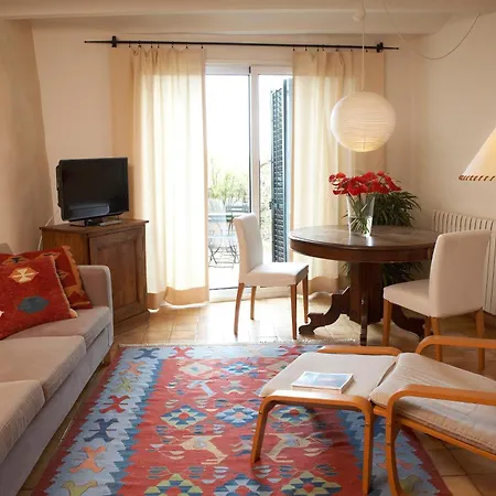 La Placa Hotel 3*