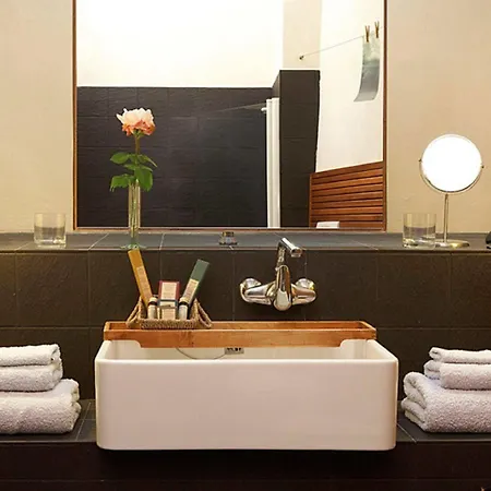 La Placa Hotel 3*