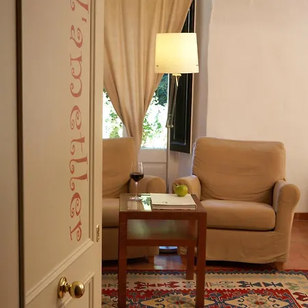 La Placa Hotel 3*