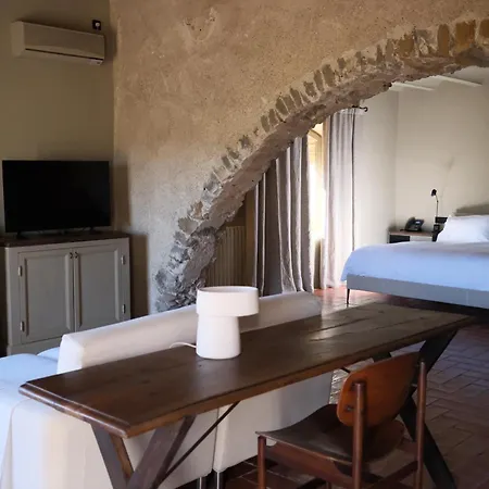 Hotel La Plaça