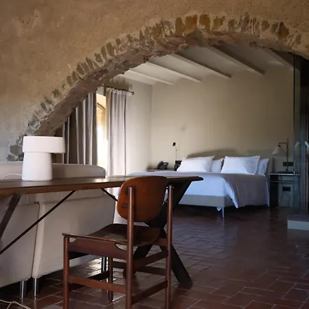 Hotel La Plaça Madremanya