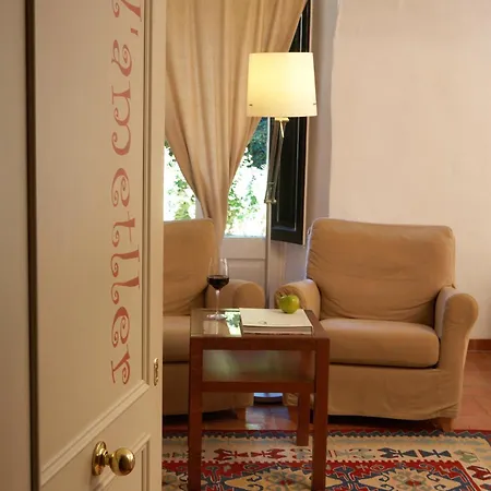 La Placa Hotel 3*